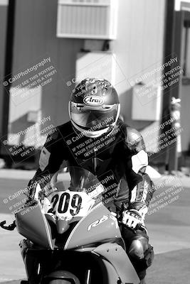 media/Nov-06-2023-Moto Forza (Mon) [[ce023d0744]]/1-Around the Pits/